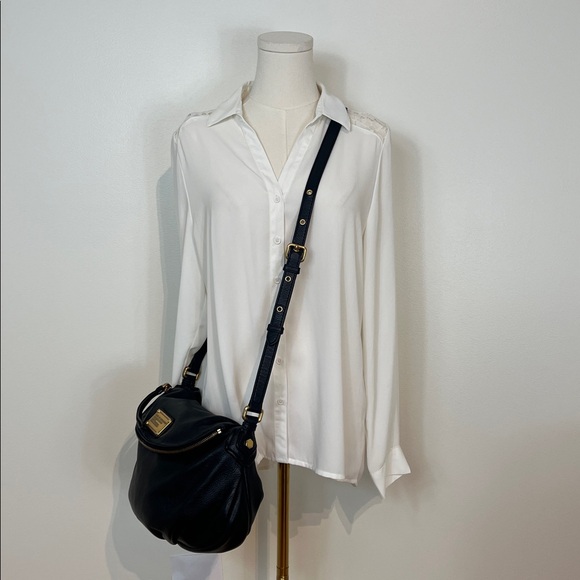 Marc by Marc Jacobs Natasha Black Leather Crossbody Bag - Picture 9 of 17